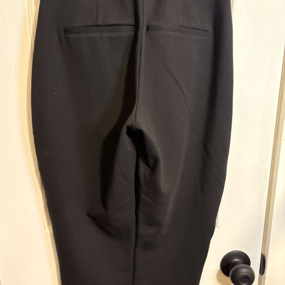 Express Classic Black Cropped Pants (tights) - Picture 2 of 5
